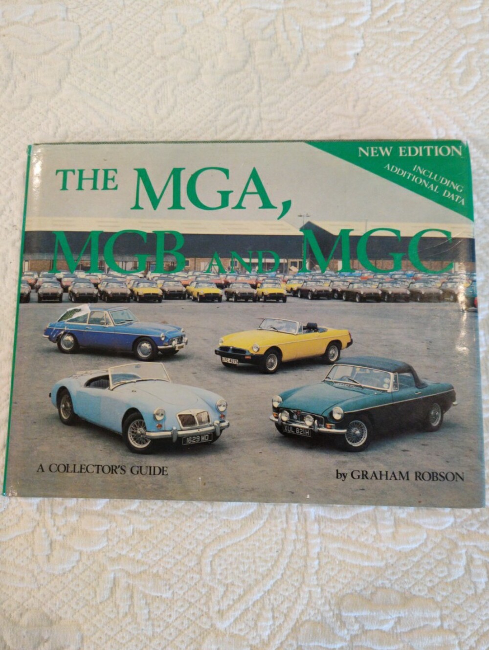 MGA MGB MGC Collector's Guide Graham Robson 1982 New Edition W/ Additional Data
